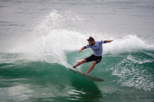 Vicente Romero : "en el surf el factor suerte es crucial. Si no aparece la ola indicada, para casa" Vicente Romero : "en el surf el factor suerte es crucial. Si no aparece la ola indicada, para casa"