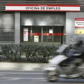 Oficina de empleo. / Efe Oficina de empleo. / Efe