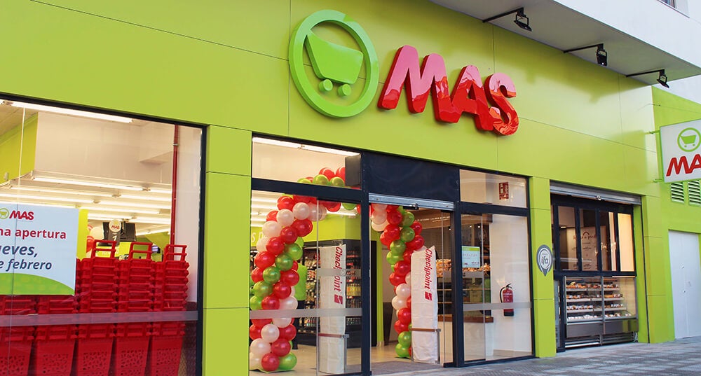 Gran recogida de alimentos para Ucrania en los supermercados del Grupo MAS Gran recogida de alimentos para Ucrania en los supermercados del Grupo MAS