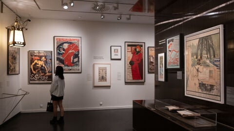 L&rsquo;exposici&oacute; Cartells de la vida moderna. Els or&iacute;gens de l&rsquo;art publicitari es podr&agrave; visitar a CaixaForum Lleida fins al 24 de juliol de 2022.