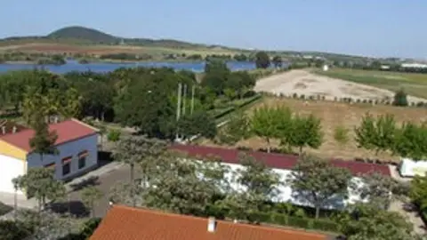 El Gobierno Central gestionará el Albergue El Prado de Mérida para convertirlo en el gran punto de acogida de refugiados en Extremadura El Gobierno Central gestionará el Albergue El Prado de Mérida para convertirlo en el gran punto de acogida de refugiados en Extremadura