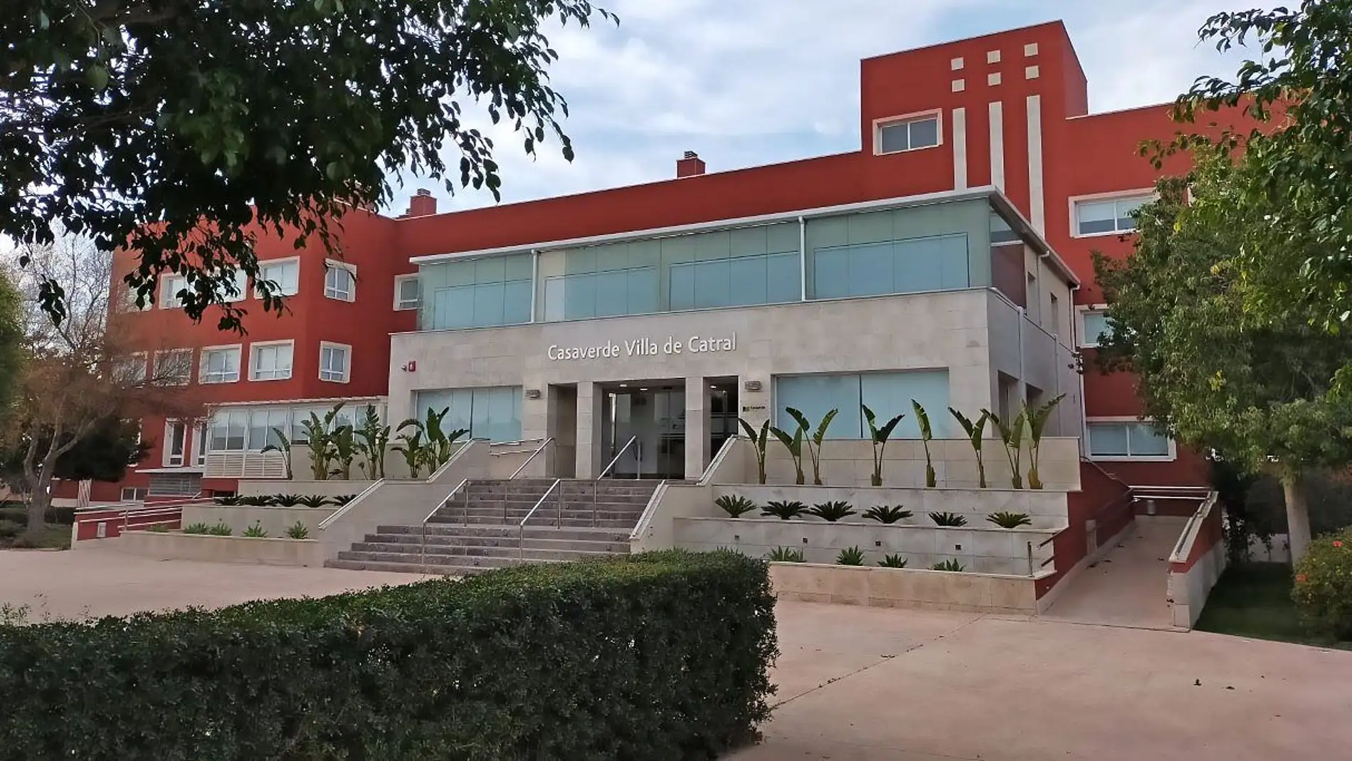 El Grupo Casaverde abre un centro de mayores en el Complejo Residencial Casaverde Villa de Catral      