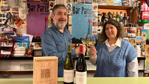 Suso Doval (Bar Par&iacute;s) y Mercedes Rebolledo (Bodegas Joaqu&iacute;n Rebolledo)