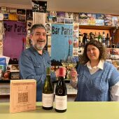 Suso Doval (Bar París) y Mercedes Rebolledo (Bodegas Joaquín Rebolledo)