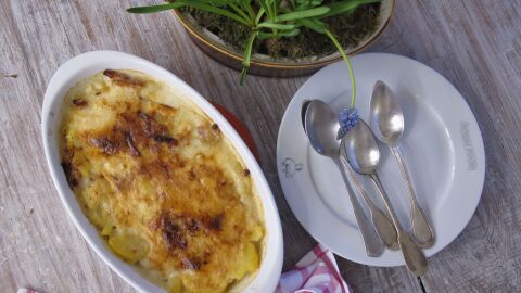 Receta de Robin Food de patatas gratinadas con torta extreme&ntilde;a