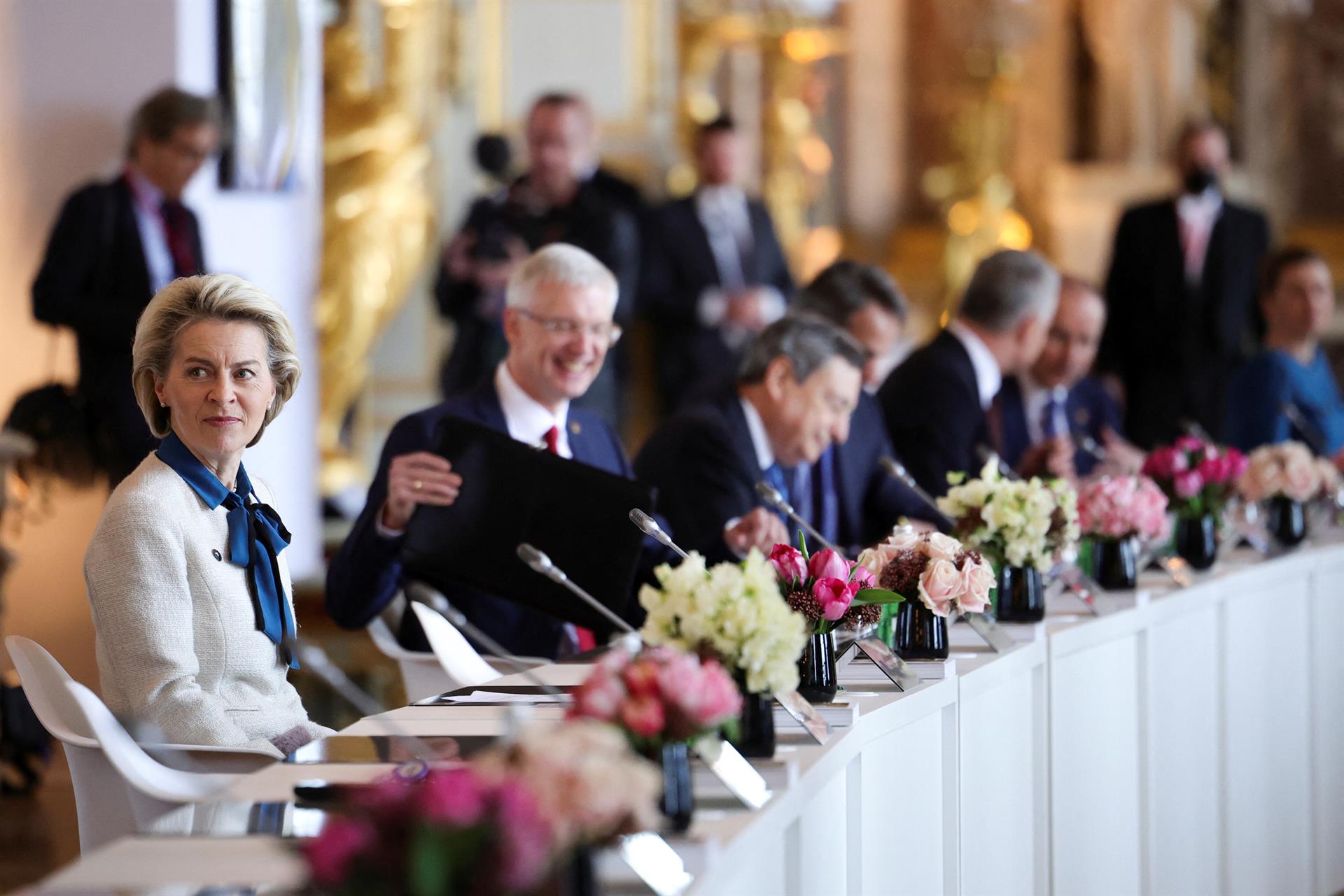 La UE anuncia un cuarto paquete de sanciones contra Rusia en coordinación con el G7 La UE anuncia un cuarto paquete de sanciones contra Rusia en coordinación con el G7