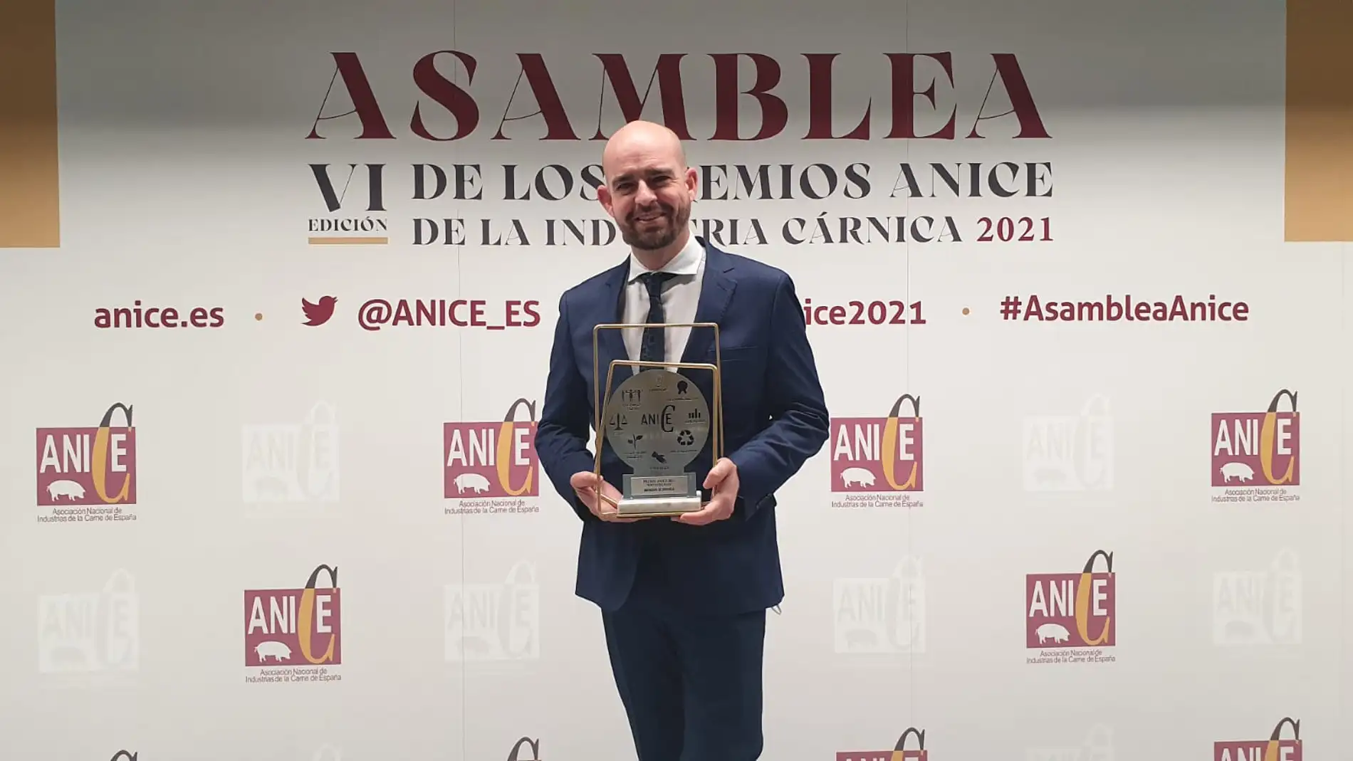 Matadero Orihuela SA gana el premio ANICE a la "sostenibilidad" 2021 por sus avances    