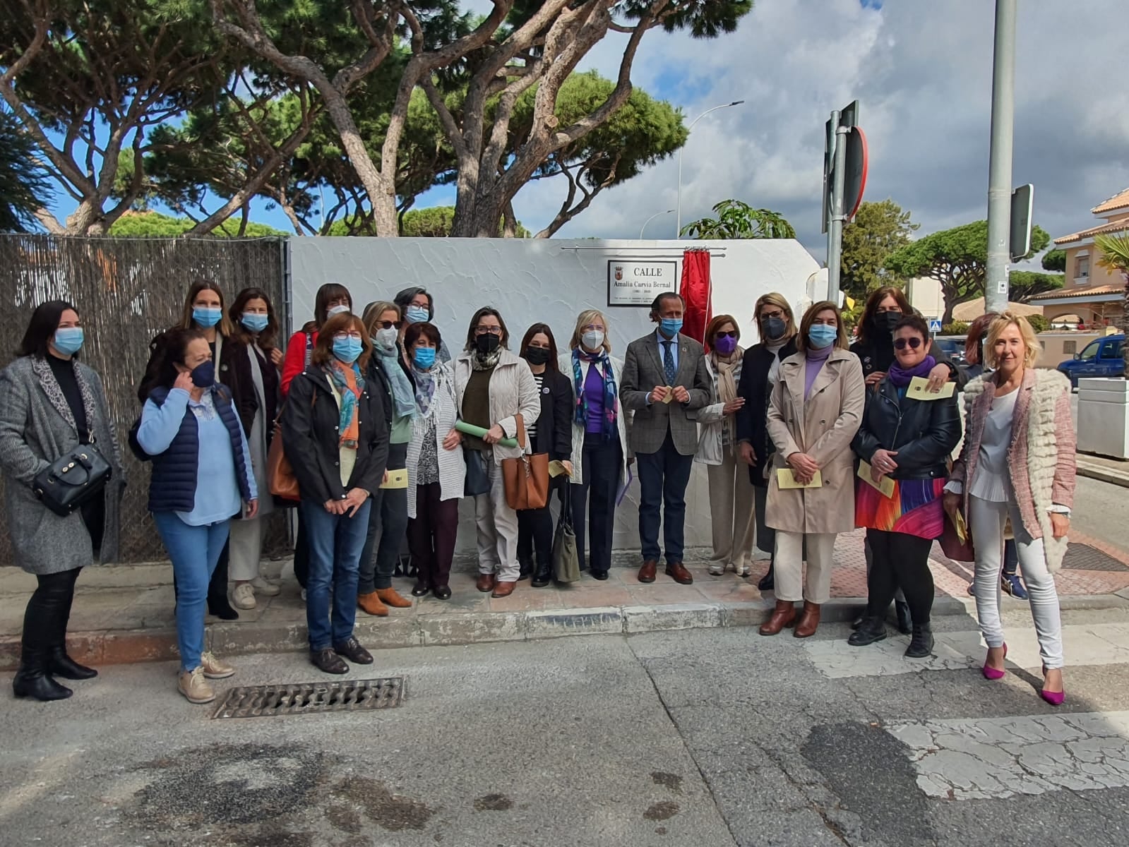 Chiclana inaugura la calle en honor a Amalia Carvia Bernal Chiclana inaugura la calle en honor a Amalia Carvia Bernal