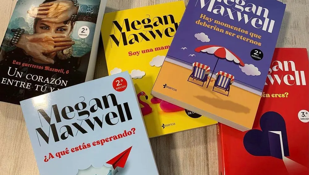 Varios libros de la escritora Megan Maxwell