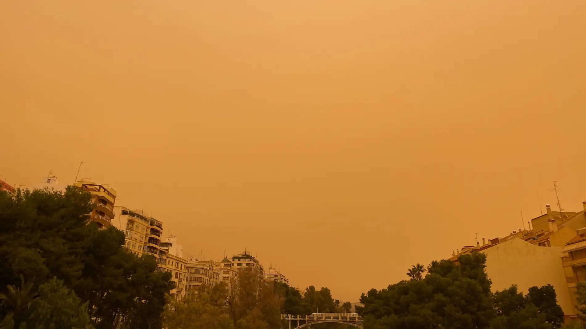 Lluvia de barro: ¿Por qué se provoca este fenómeno meteorológico? Lluvia de barro: ¿Por qué se provoca este fenómeno meteorológico?