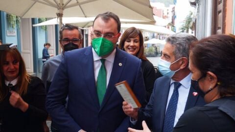Adri&aacute;n Barb&oacute;n, en la conferencia de presidentes en La Palma