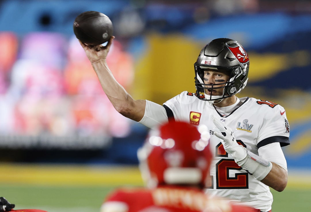 Tom Brady anuncia su regreso Tom Brady anuncia su regreso