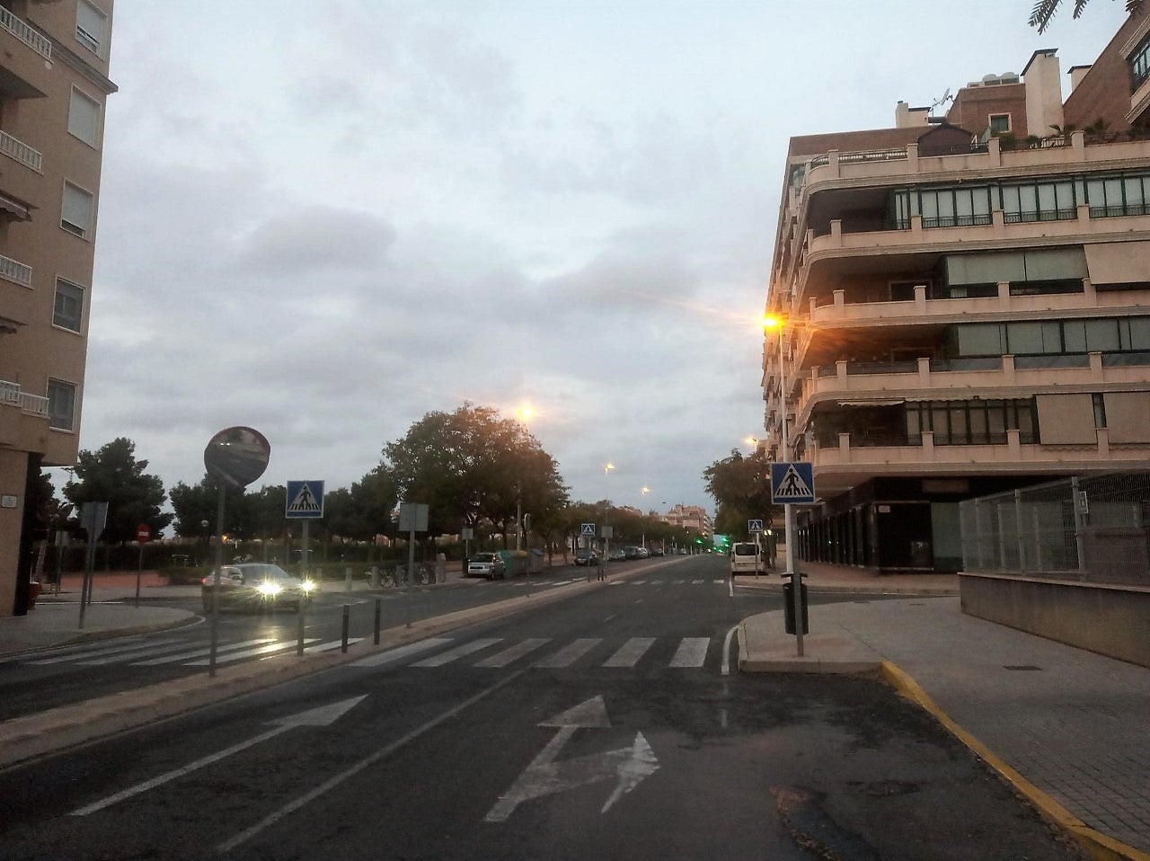 Elche, Crevillent y Santa Pola traspasan este jueves el ecuador de la semana sin cambios en las temperaturas Elche, Crevillent y Santa Pola traspasan este jueves el ecuador de la semana sin cambios en las temperaturas