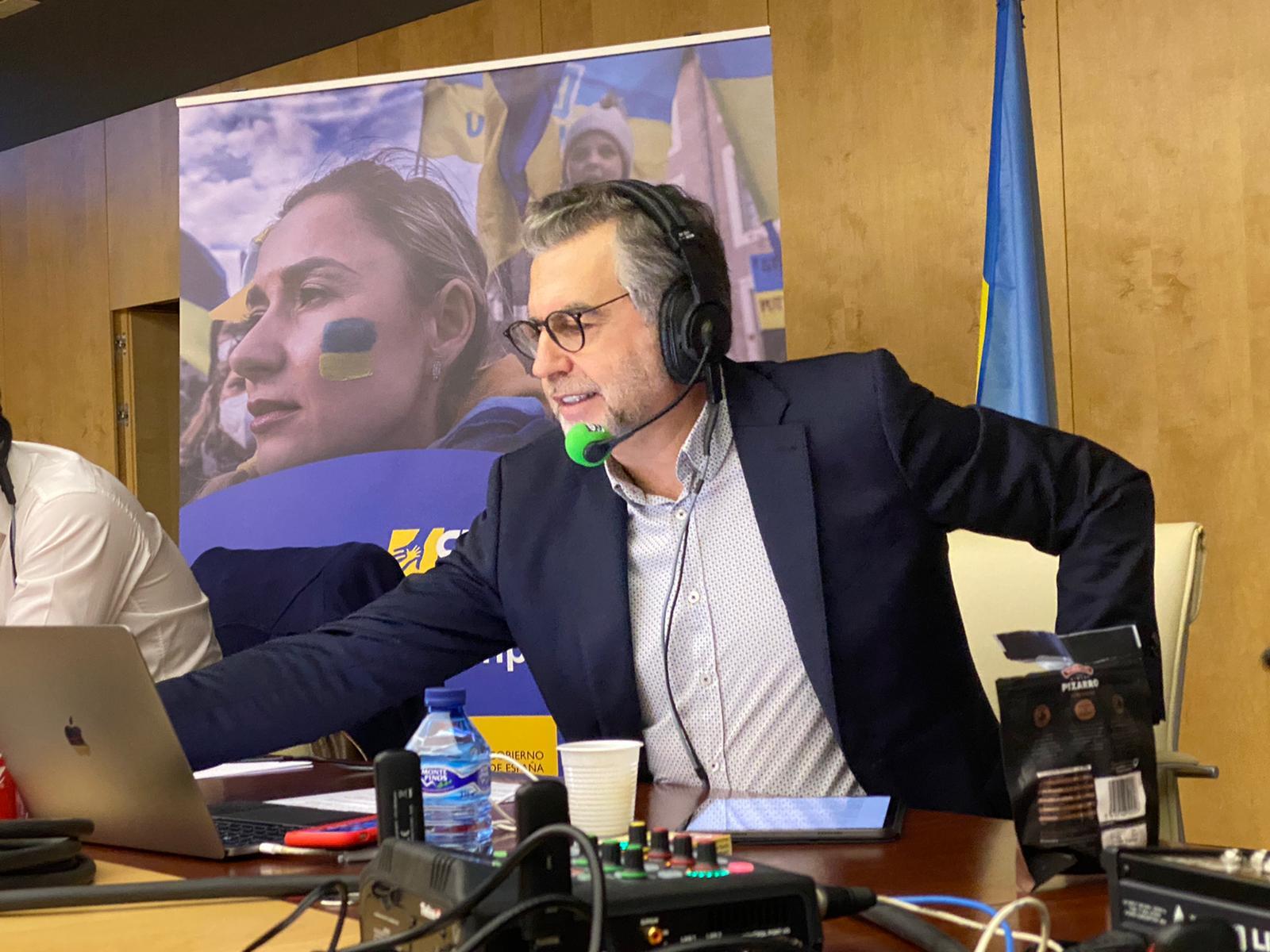 Monólogo de Alsina: "Huir de un país a la carrera" Monólogo de Alsina: "Huir de un país a la carrera"