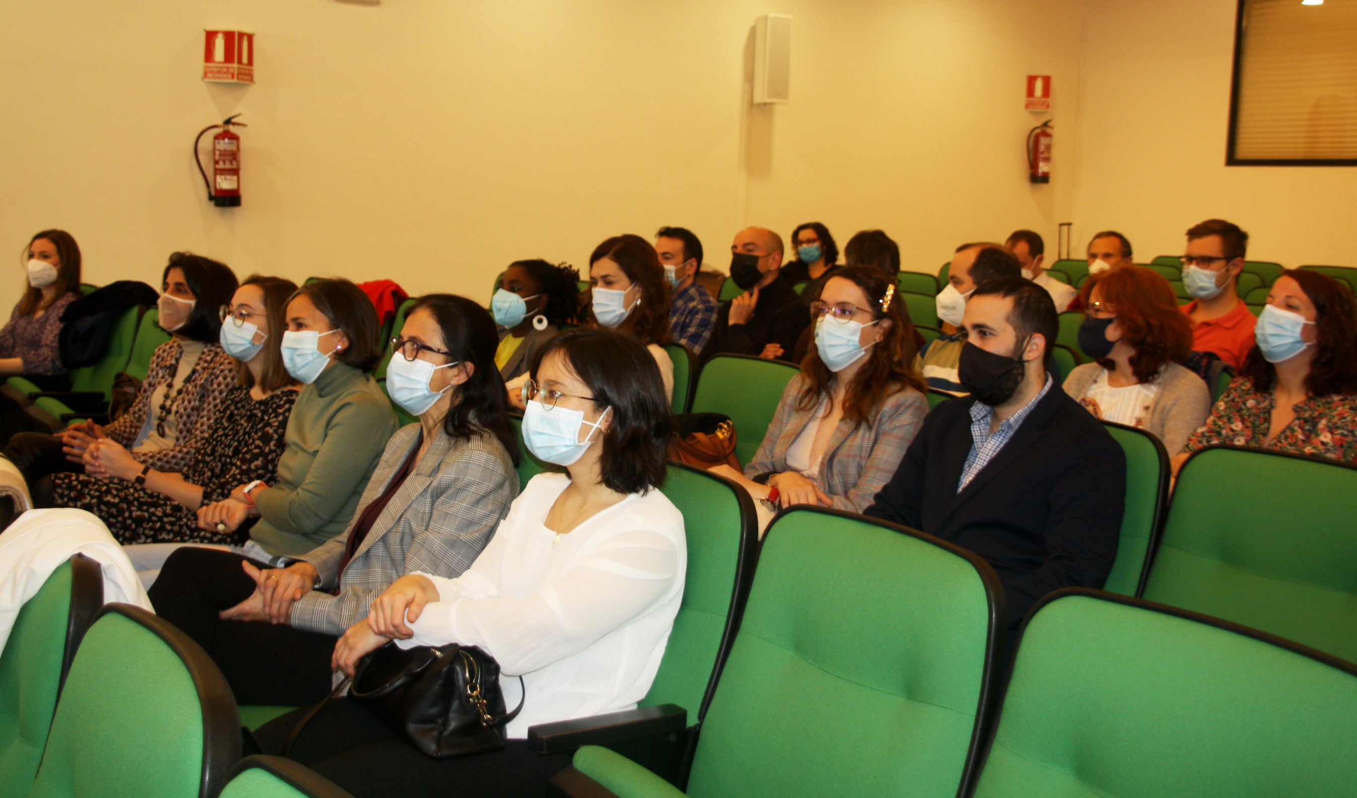 Treinta endocrinólogos de toda la región se dan cita en el Hospital Mancha Centro Treinta endocrinólogos de toda la región se dan cita en el Hospital Mancha Centro