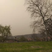 La calima se ha dejado sentir en la comunidad. Imagen de Santiago de Compostela. La calima se ha dejado sentir en la comunidad. Imagen de Santiago de Compostela.