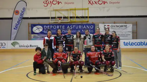 La plantilla del Telecable en un partido de esta temporada La plantilla del Telecable en un partido de esta temporada