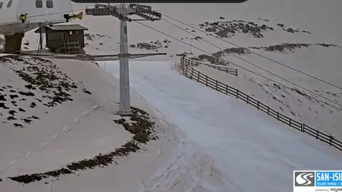 El polvo en suspensión enturbia el cielo sobre Asturias El polvo en suspensión enturbia el cielo sobre Asturias