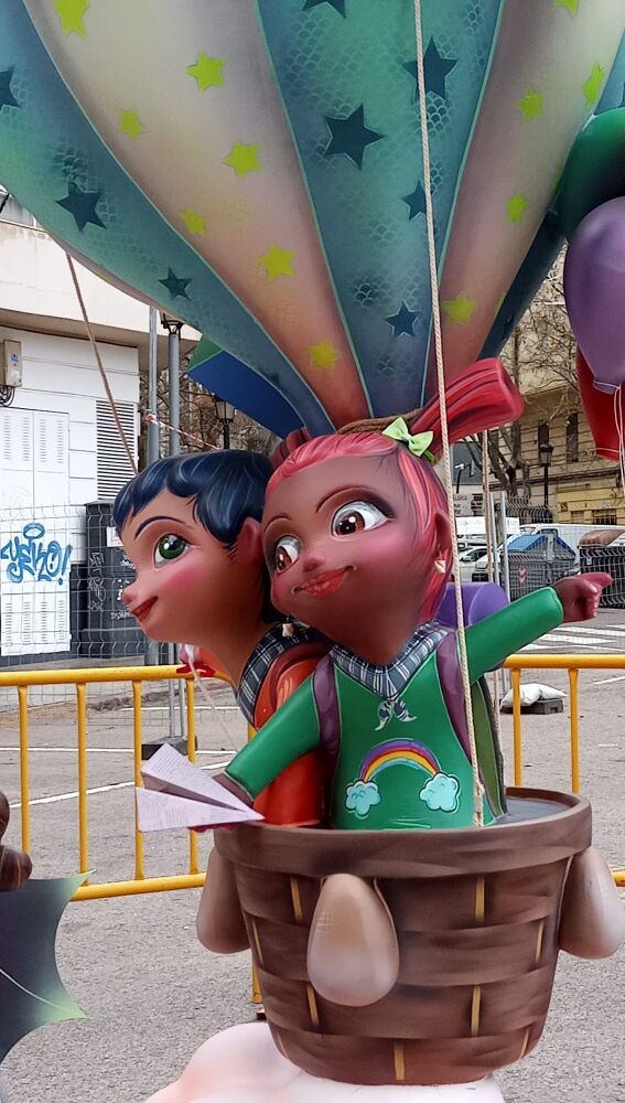 Las fallas han recuperado su rutina habitual