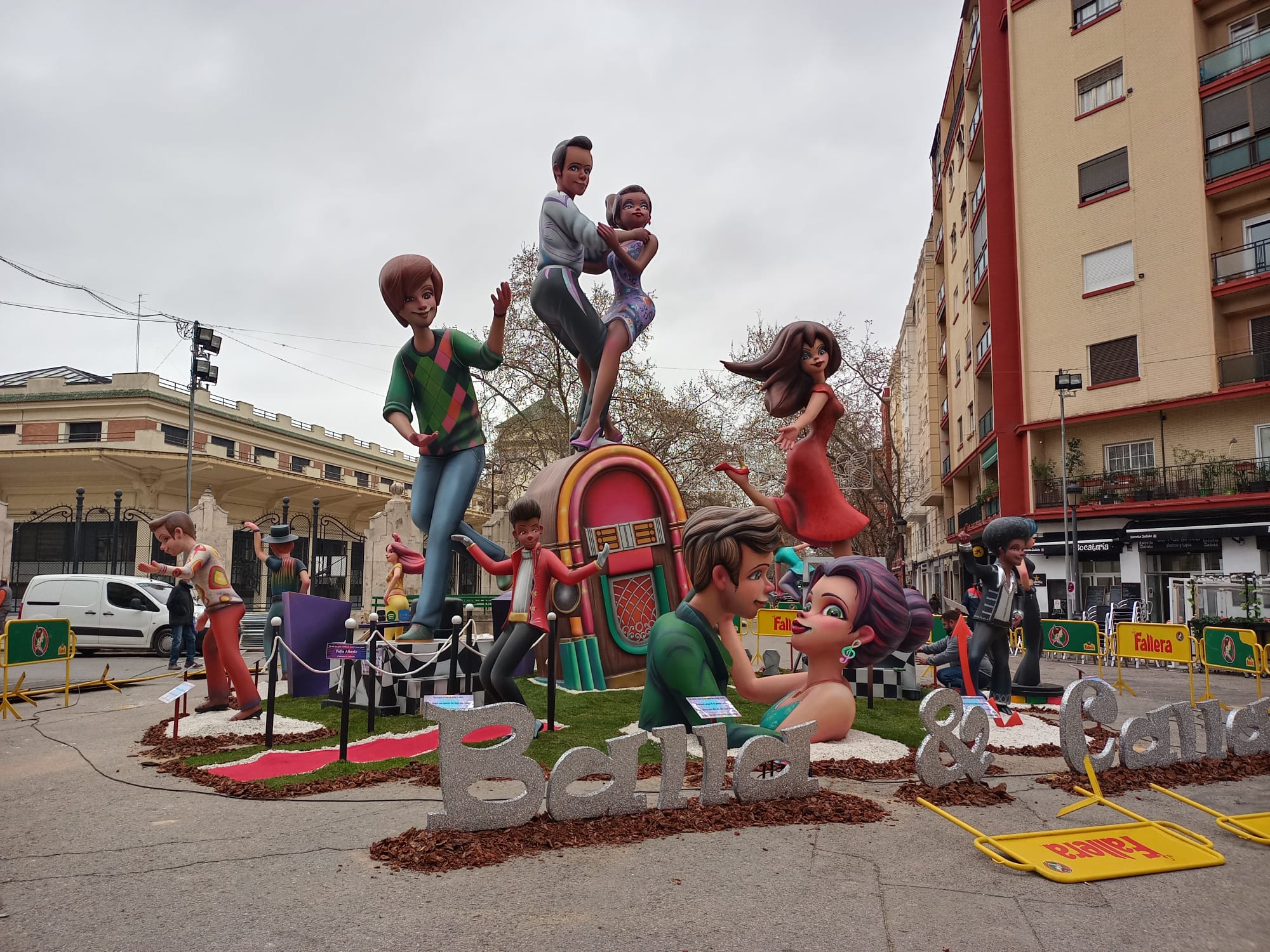 Consejos para que tu perro no tenga miedo durante Las Fallas Consejos para que tu perro no tenga miedo durante Las Fallas