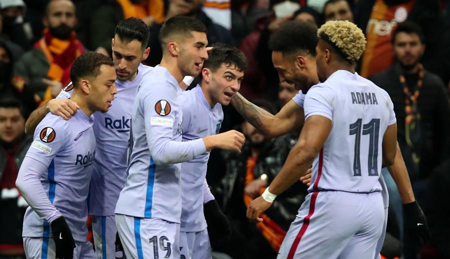 El Barcelona, a cuartos de Europa League tras remontar al Galatasaray El Barcelona, a cuartos de Europa League tras remontar al Galatasaray