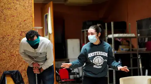 Un momento del ensayo de 'La sirena varada' Un momento del ensayo de 'La sirena varada'