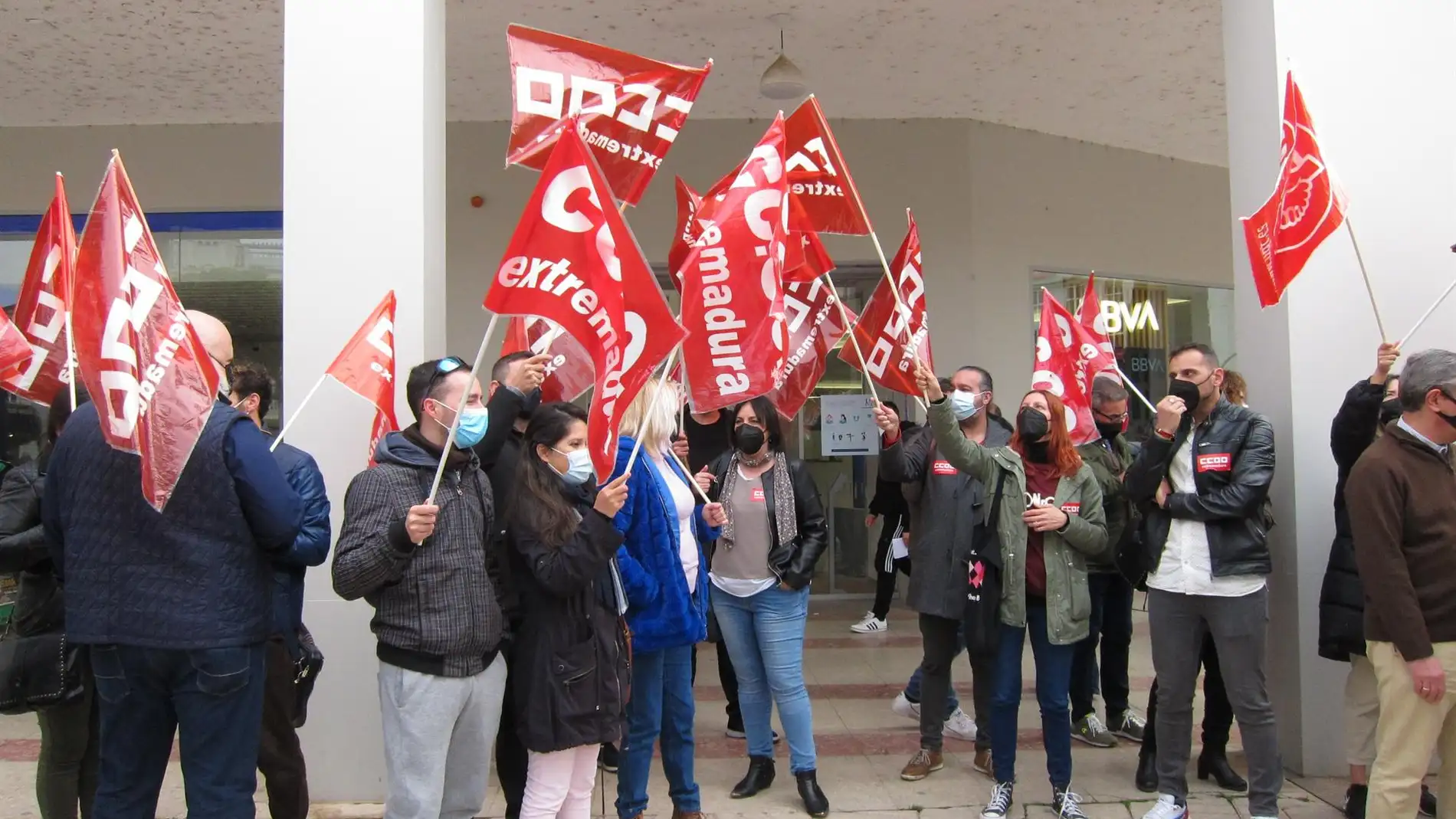 CCOO y UGT se suman a la movilización nacional sobre el convenio de Contact Center con una concentración en Badajoz
