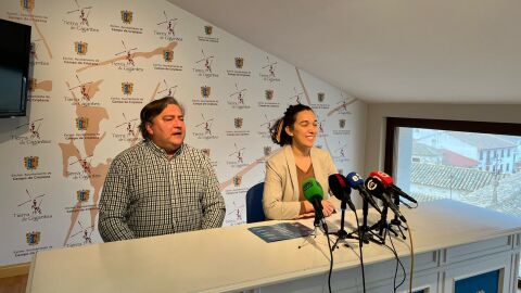 Virginia Pintor junto a Mariano Ucendo