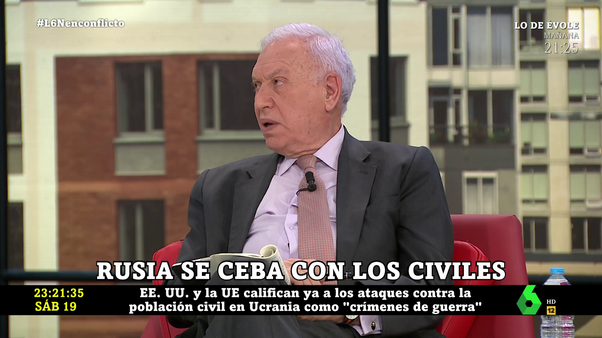García-Margallo asegura que si se corta el gas y el petróleo de Rusia "Putin puede enfrentarse a una revolución interna" García-Margallo asegura que si se corta el gas y el petróleo de Rusia "Putin puede enfrentarse a una revolución interna"