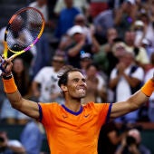 Rafa Nadal impone su ley ante Carlos Alcaraz y jugará la final de Indian Wells