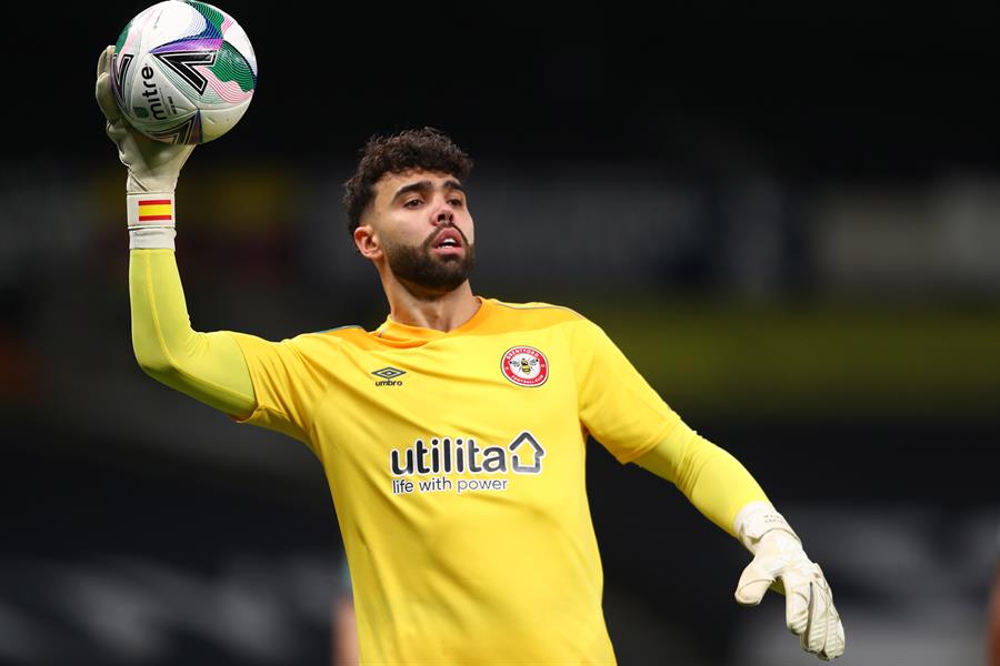 David Raya: "A todo el mundo le sorprende que De Gea no esté en la Selección" David Raya: "A todo el mundo le sorprende que De Gea no esté en la Selección"