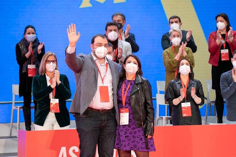 Adrián Barbón se compromete con Asturias Adrián Barbón se compromete con Asturias