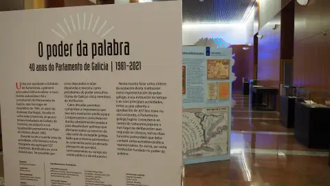 Exposición sobre os 40 anos de historia do Parlamento de Galicia Exposición sobre os 40 anos de historia do Parlamento de Galicia