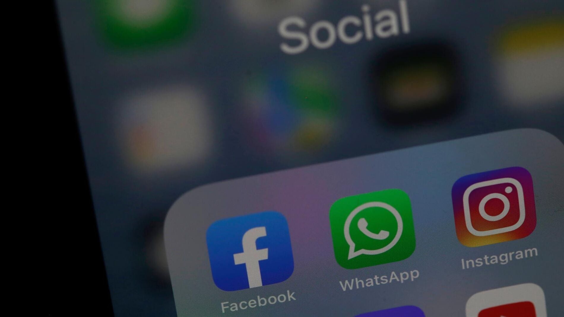 La Justicia rusa declara "extremista" a Facebook e Instagram y lo prohíbe  en el país | Onda Cero Radio