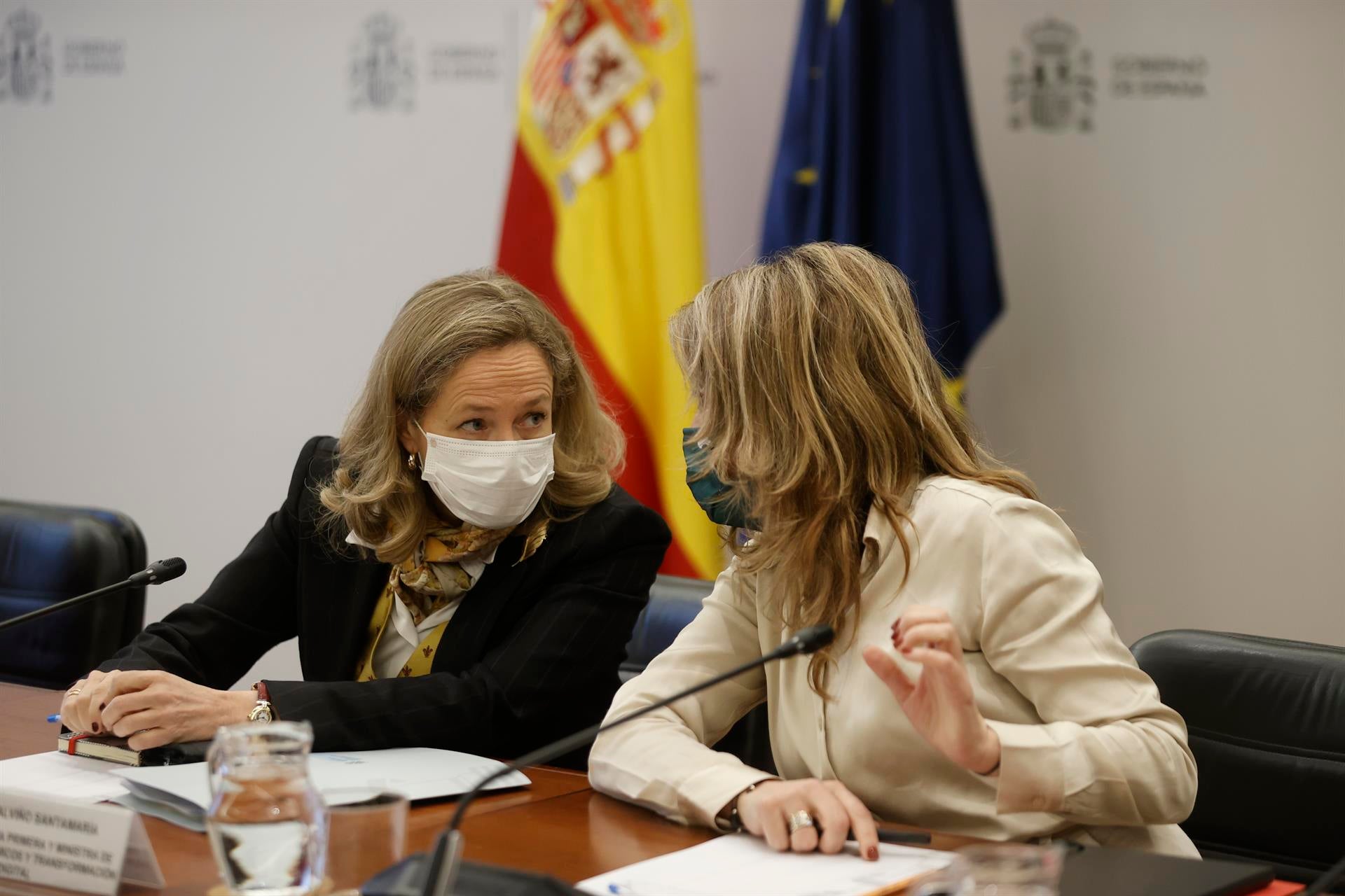 La brújula de la economía: Las claves de la negociación entre Gobierno y transportistas La brújula de la economía: Las claves de la negociación entre Gobierno y transportistas