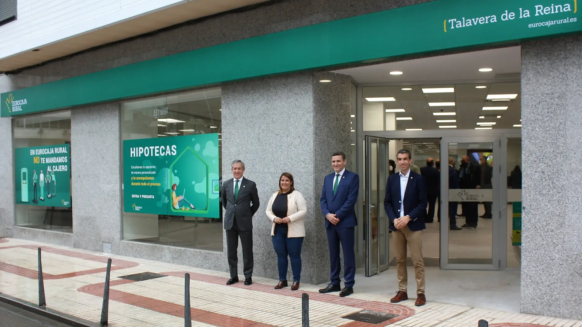 Eurocaja Rural inaugura su nueva oficina principal en Talavera de la Reina 