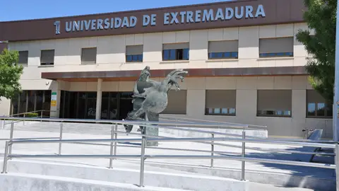 Universidad de Extremadura Universidad de Extremadura