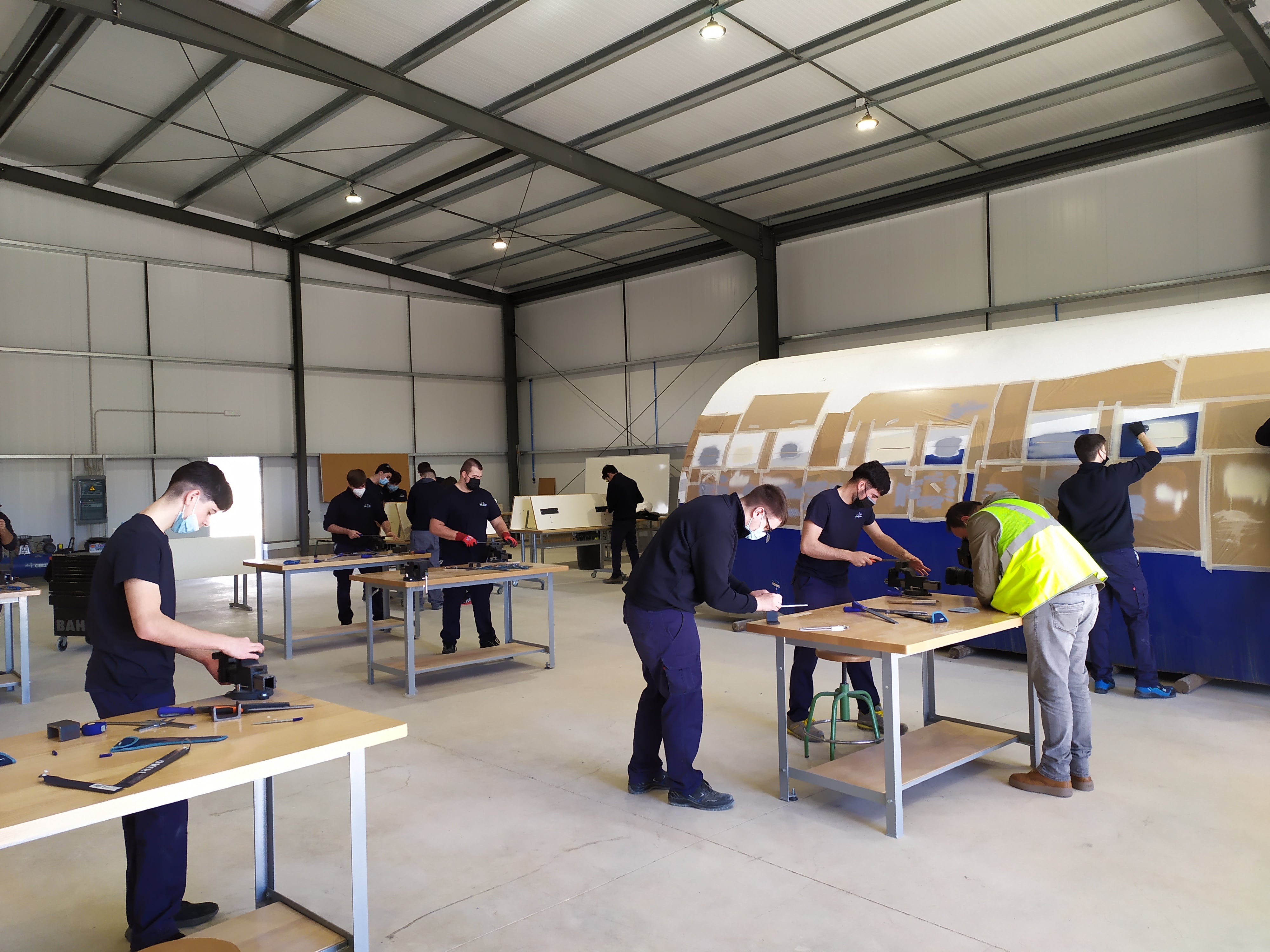 Aerocas adjudica obras para posibilitar la implantación de nuevos ciclos de FP y ampliar la zona de aviación general Aerocas adjudica obras para posibilitar la implantación de nuevos ciclos de FP y ampliar la zona de aviación general