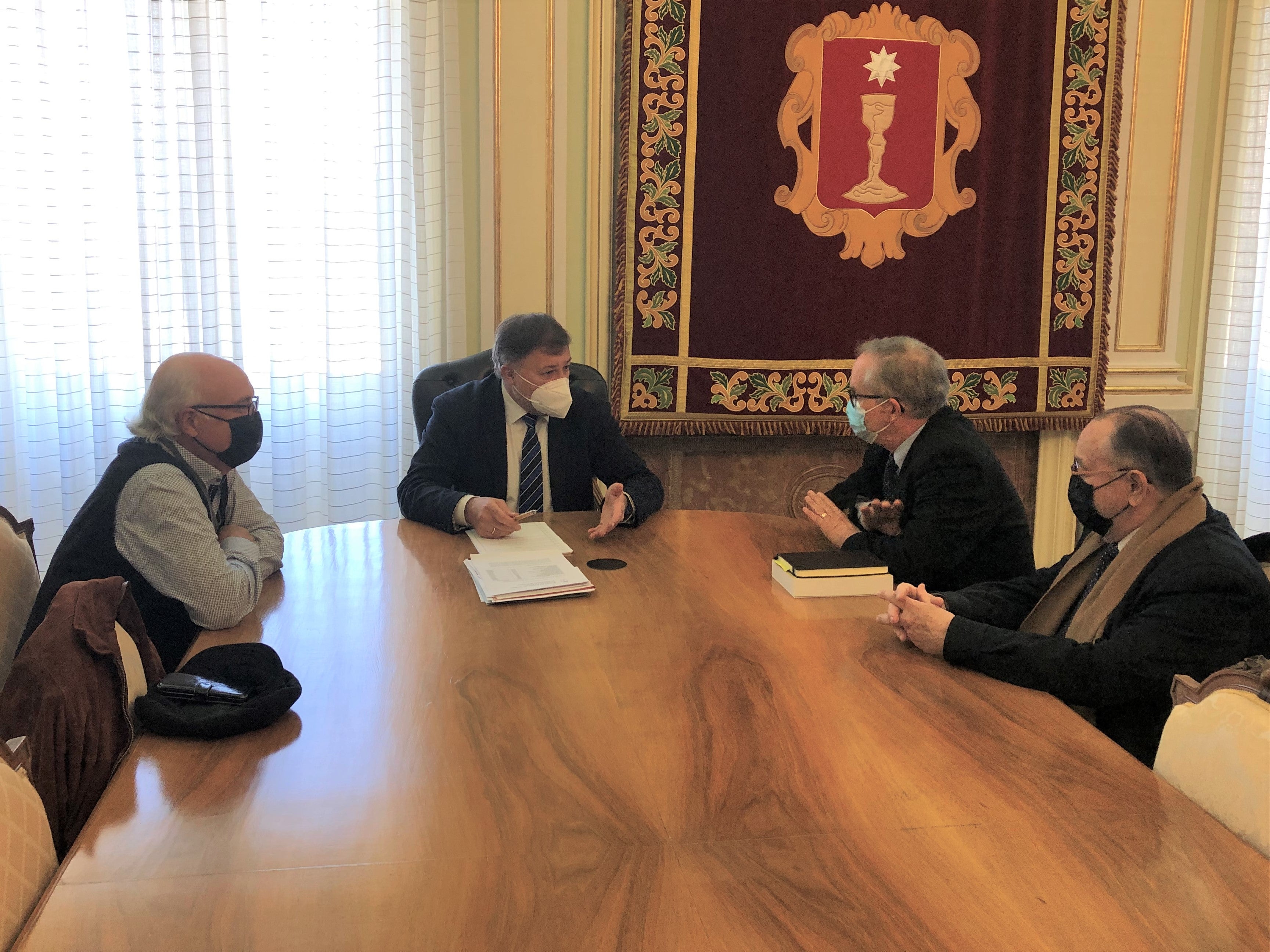 Cronistas de México y España, en un congreso en Cuenca Cronistas de México y España, en un congreso en Cuenca