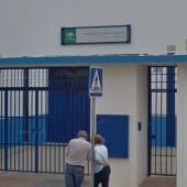 Fachada del IES Fernando Quiñones en Chiclana
