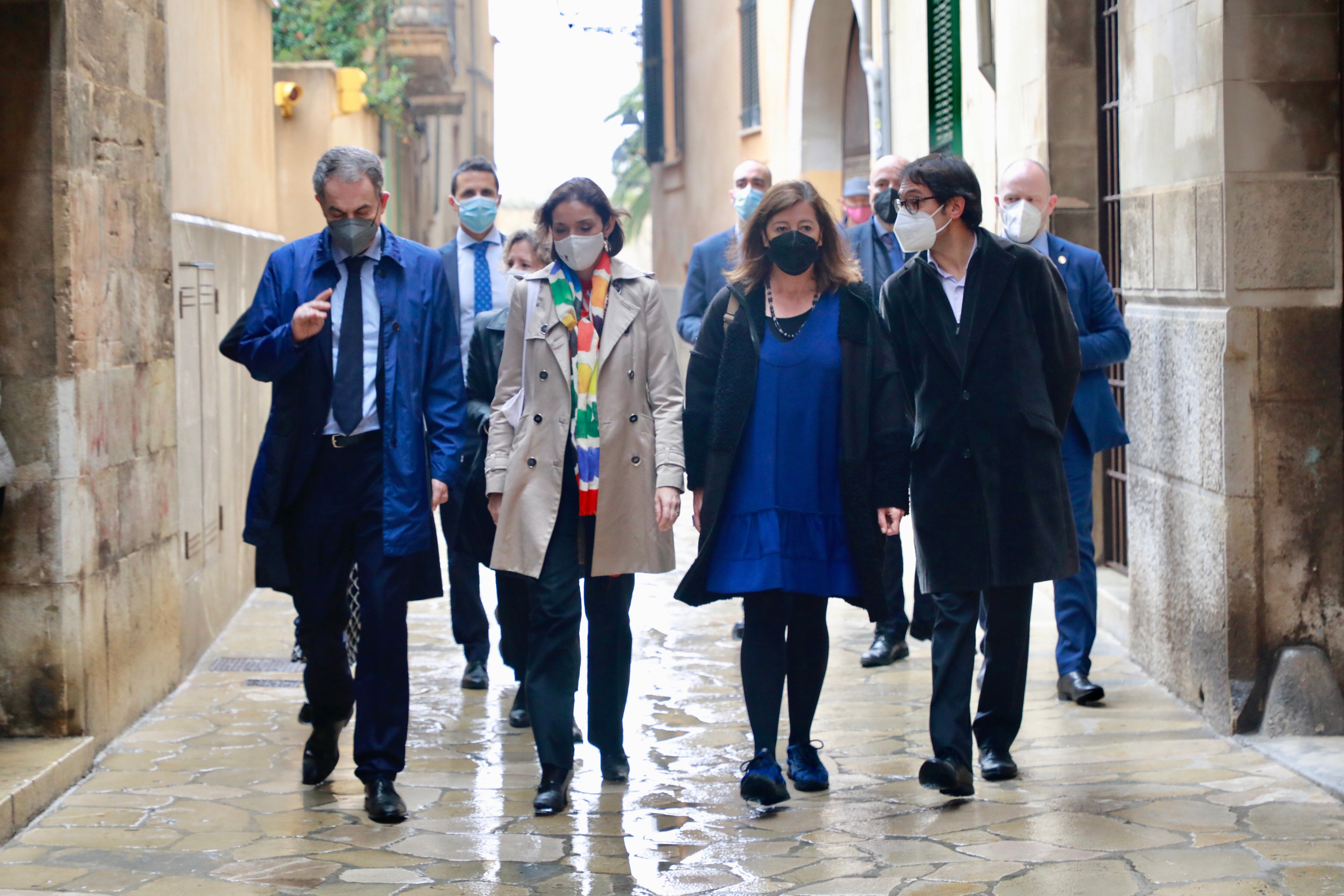 Maroto confía en que las medidas para bajar la factura energética se trasladen a los precios Maroto confía en que las medidas para bajar la factura energética se trasladen a los precios