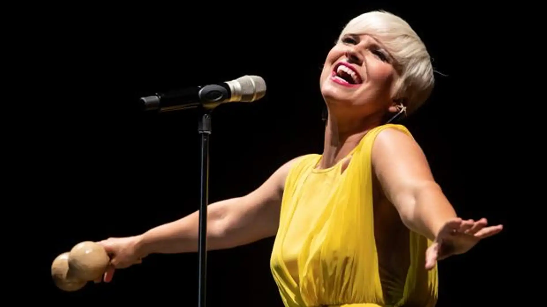 Pasión Vega presenta su nuevo trabajo este sábado en el Teatro López de Ayala de Badajoz Pasión Vega presenta su nuevo trabajo este sábado en el Teatro López de Ayala de Badajoz