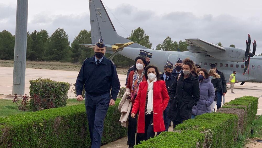 Visita de la ministra de Defensa, Margarita Robles. 