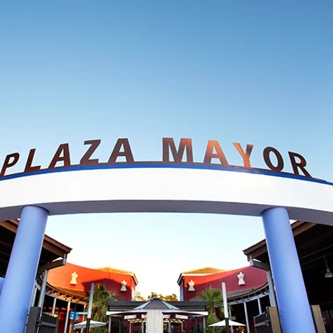 El centro comercial Plaza Mayor se suma a "La Hora del Planeta"