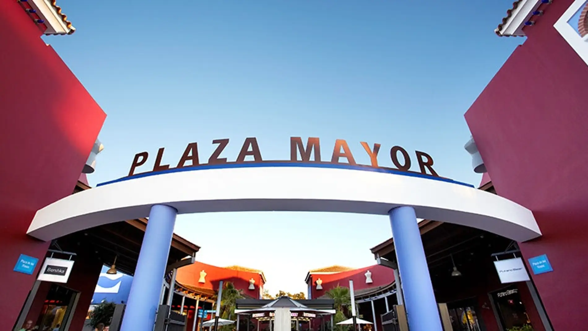 El centro comercial Plaza Mayor se suma a "La Hora del Planeta"