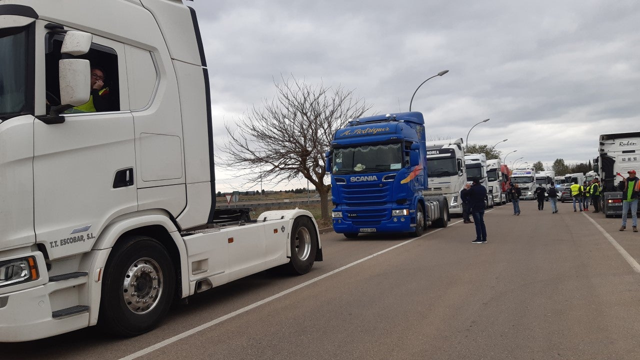 Transportistas de Ciudad Real llamados a secundar un paro indefinido a partir del 10 de febrero Transportistas de Ciudad Real llamados a secundar un paro indefinido a partir del 10 de febrero
