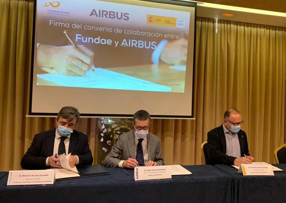 Digitalízate, una oportunidad para mejorar las habilidades tecnológicas en el ámbito laboral Digitalízate, una oportunidad para mejorar las habilidades tecnológicas en el ámbito laboral