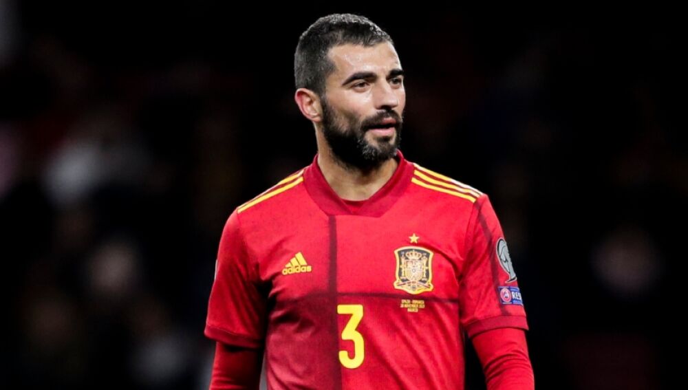 Raúl Albiol con España