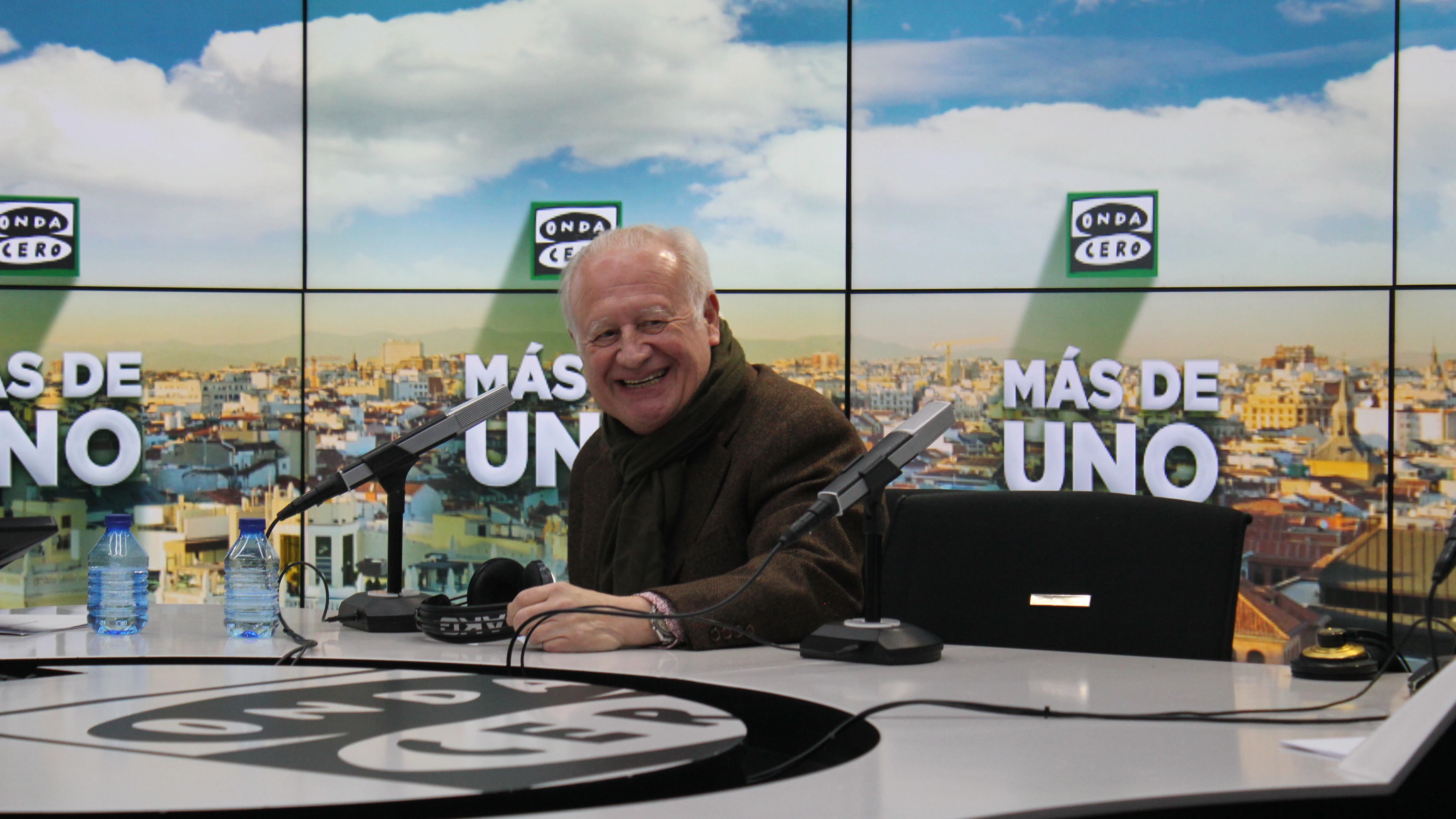 Juan Echanove en 'M&aacute;s de uno' con Carlos Alsina