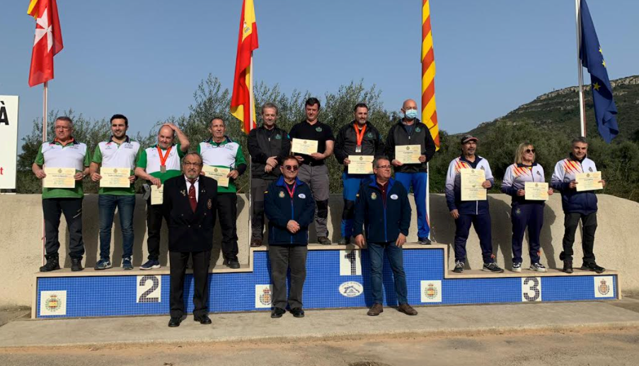 Los tiradores de Cangas de Onís de nuevo en la élite nacional Los tiradores de Cangas de Onís de nuevo en la élite nacional